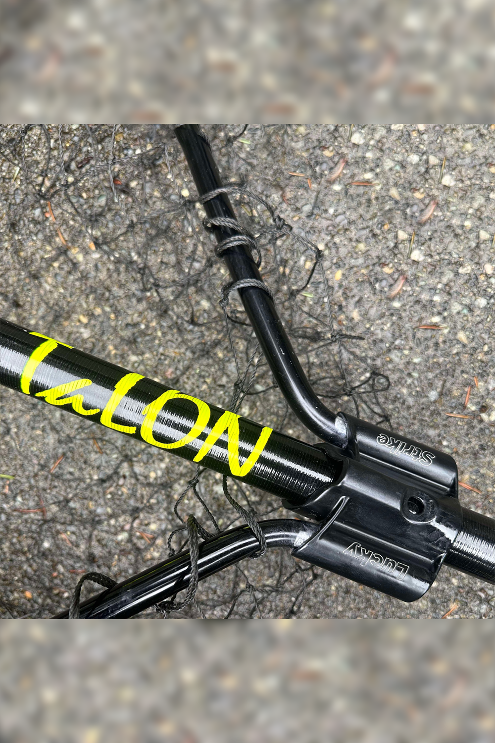 Fixed Net Handle - 6'6" Black Fiberglass